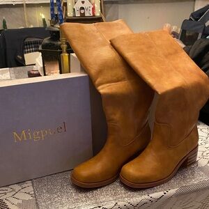 Tan Heeled Boots for Women